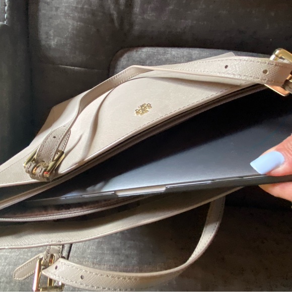 Tory Burch Extra Large Tote. Like New! - Picture 7 of 15